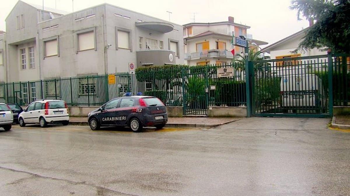 furto pizzeria san giorgio sannio denuncia 3 marzo