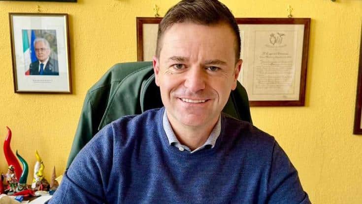 chi è massimo coppola sindaco sorrento arrestato