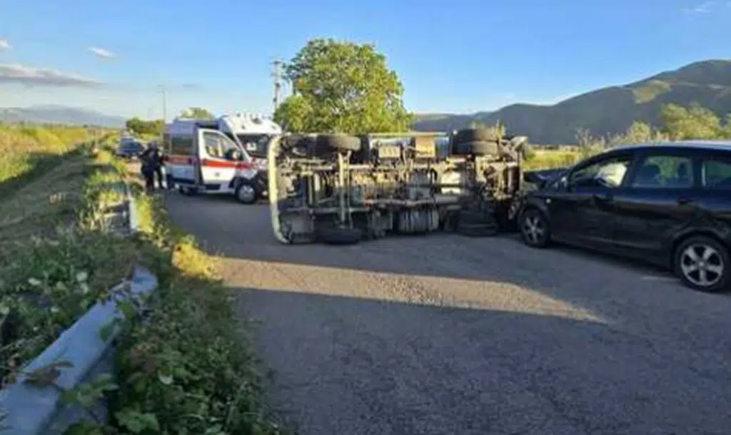 incidente sala consilina teggiano oggi 26 maggio
