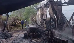 Buccino incendio capannone 28 maggio