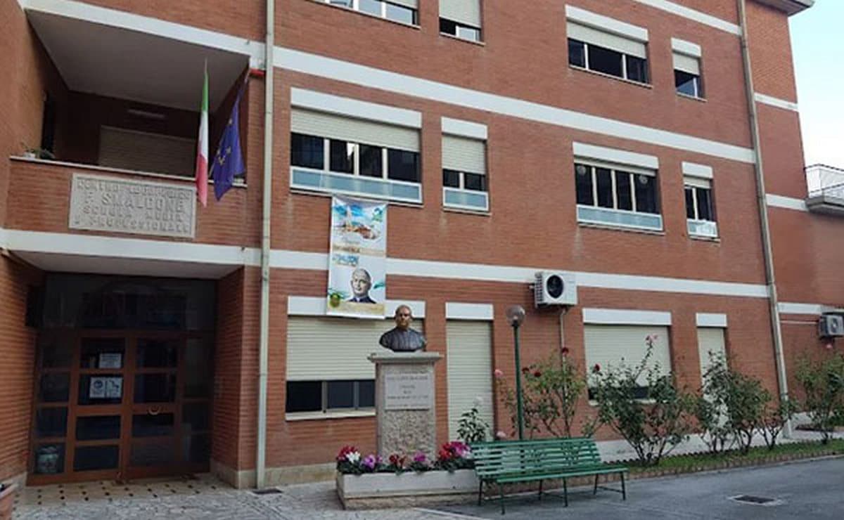 genitori imparano lingui segni scuola smadone salerno