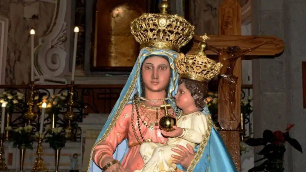 Novi Velia, restaurata la statua della Madonna del Sacro Monte: riapre il Santuario