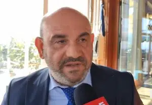 Arrestato il sindaco di Santa Marina: le accuse nei confronti di Giovanni Fortunato
