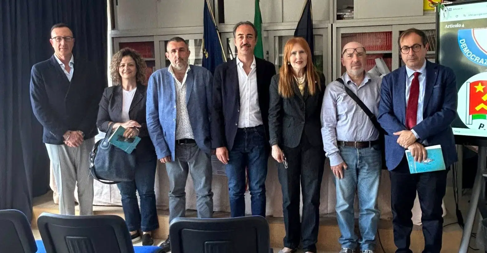 Castelnuovo Cilento consegna Costituzione studenti classi quinte