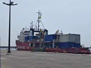 salerno sbarco migranti 26 maggio 2025