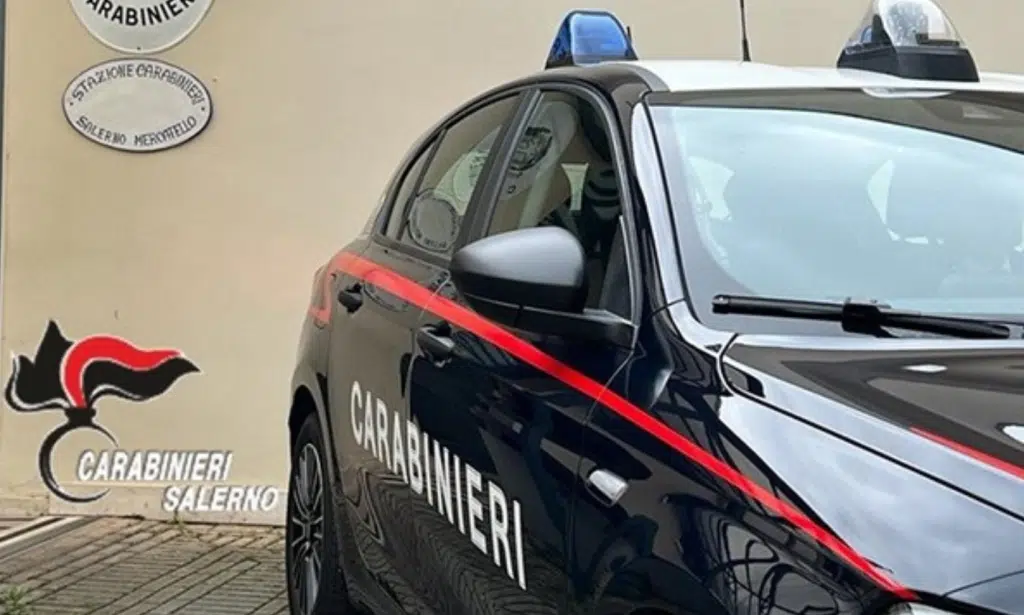 suicidio carabinieri salerno