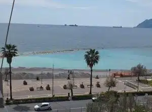 salerno nuova spiaggia universo beach presenze selfie
