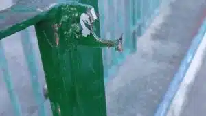 vandalismo danneggiato cancello discesa disabili salerno