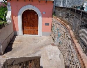 Salerno, ripristinata l'area di Porta San Nicola: l'intervento di Salerno Pulita