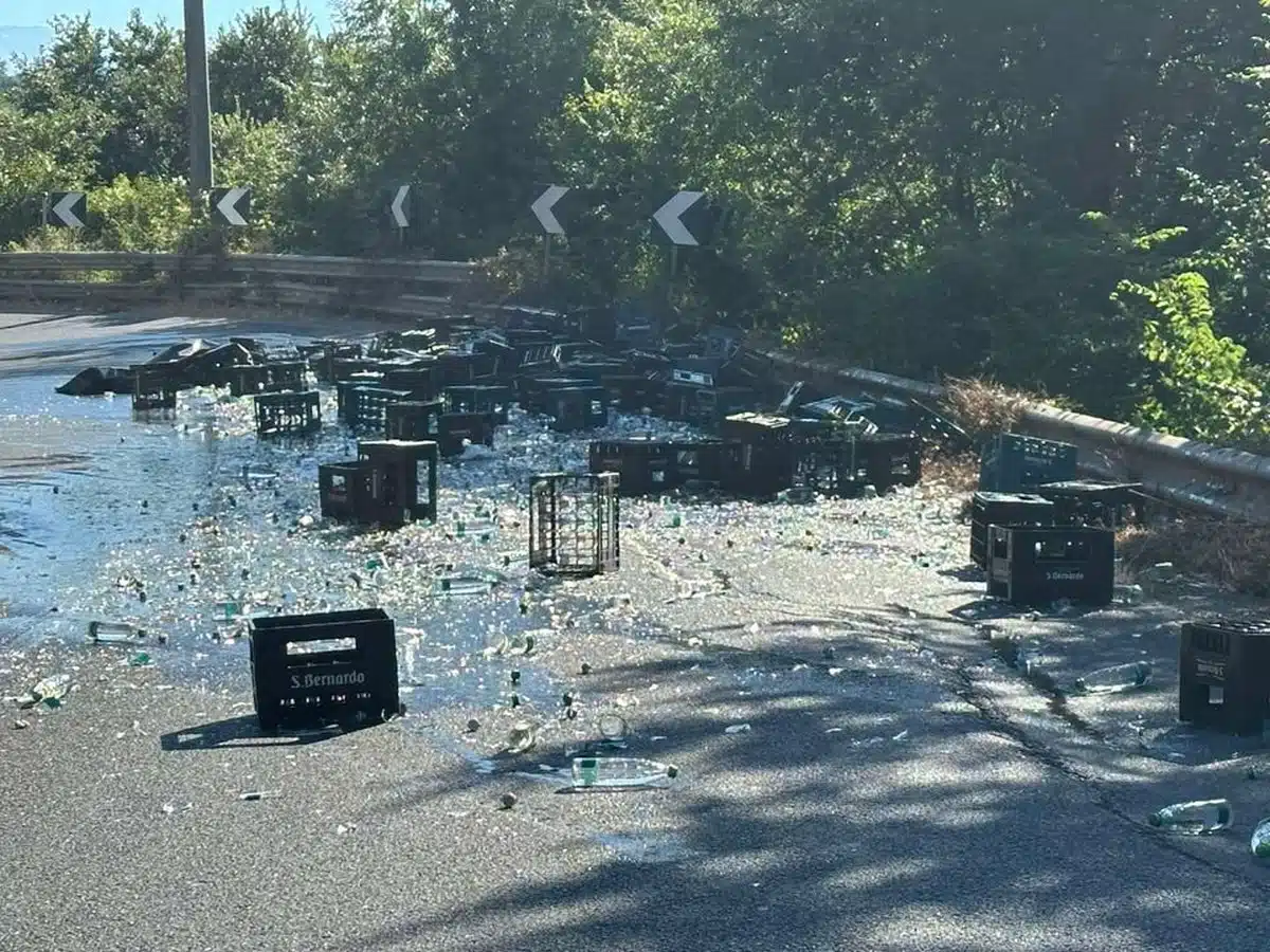 incidente-eboli-tir-perde-carico-30-giugno