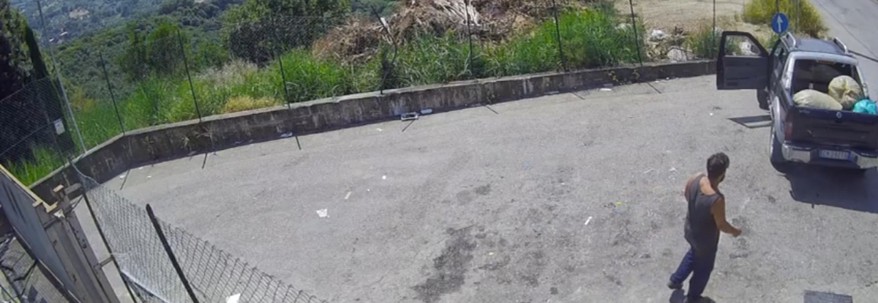 ogliastro cilento scarichi abusivi centro raccolta multe