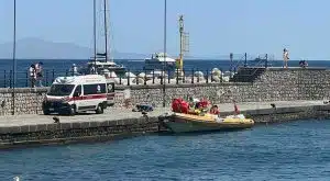 positano turista malore spiaggia laurito