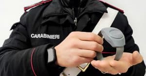 salerno molesta pedina ex moglie divieto avvicinamento