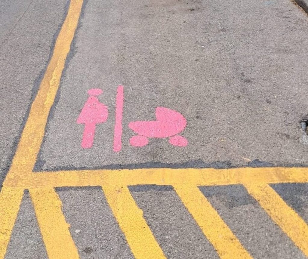 camerota parcheggi rosa donne gravidanza neo genitori