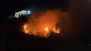 incendio cava de' tirreni fuochi artificio festa monte castello