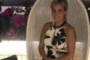Trentinara in lutto per la scomparsa di Antonella Cozzi, giovane madre deceduta al Ruggi di Salerno