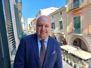 Cava de’ Tirreni, il centrodestra ufficializza la candidatura di Raffaele Giordano: “Serve un rilancio concreto”