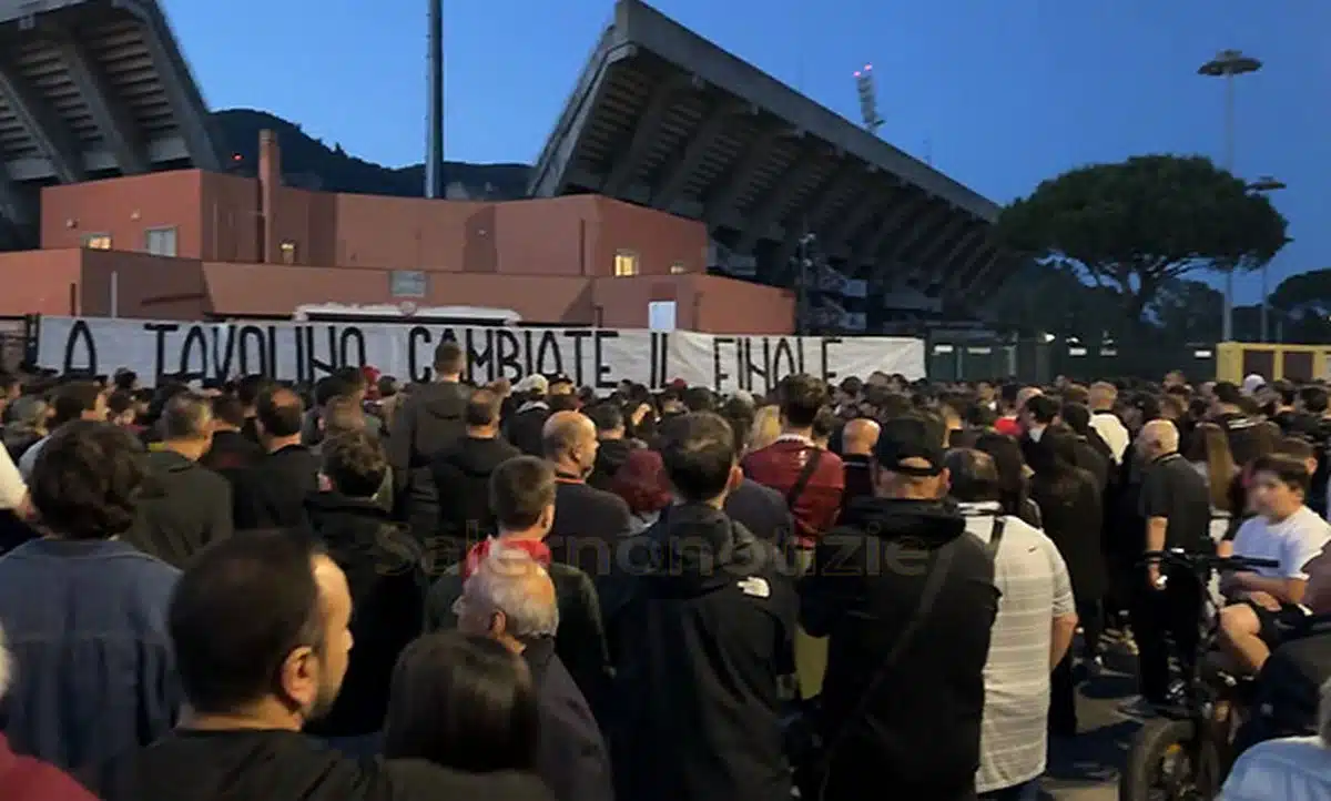 salernitana ultras protesta 4 giugno