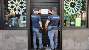 chiusura locale  Nocera
