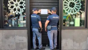 chiusura locale  Nocera