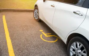 Cava sosta abusiva permesso disabili