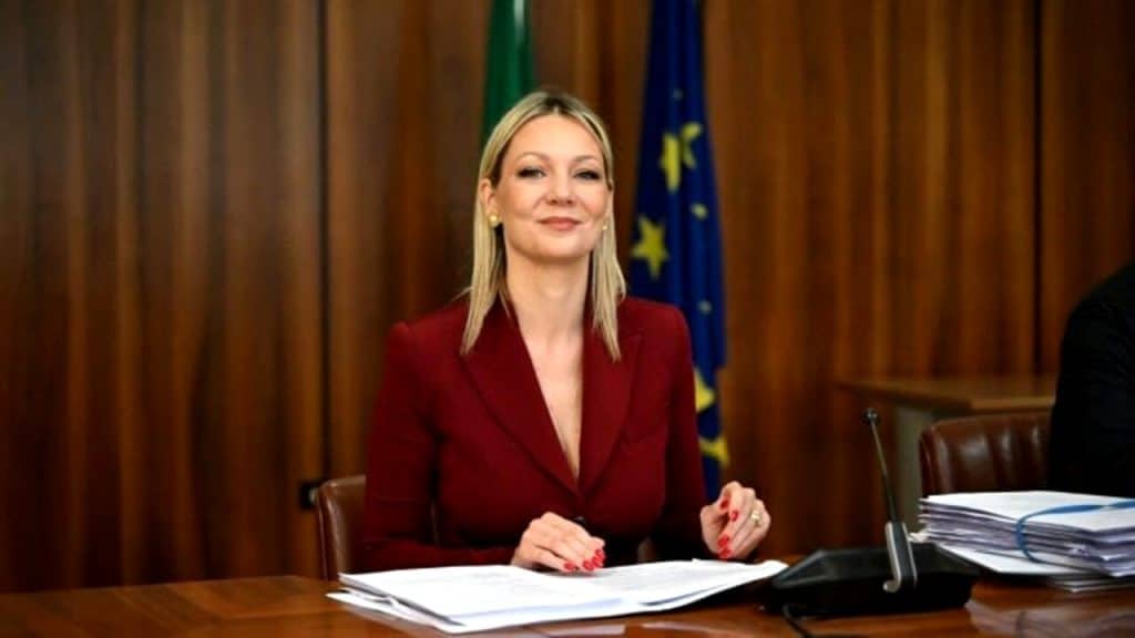 ad-avellino-non-passa-il-bilancio-sindaca-nargi-senza-maggioranza-rischio-commissario