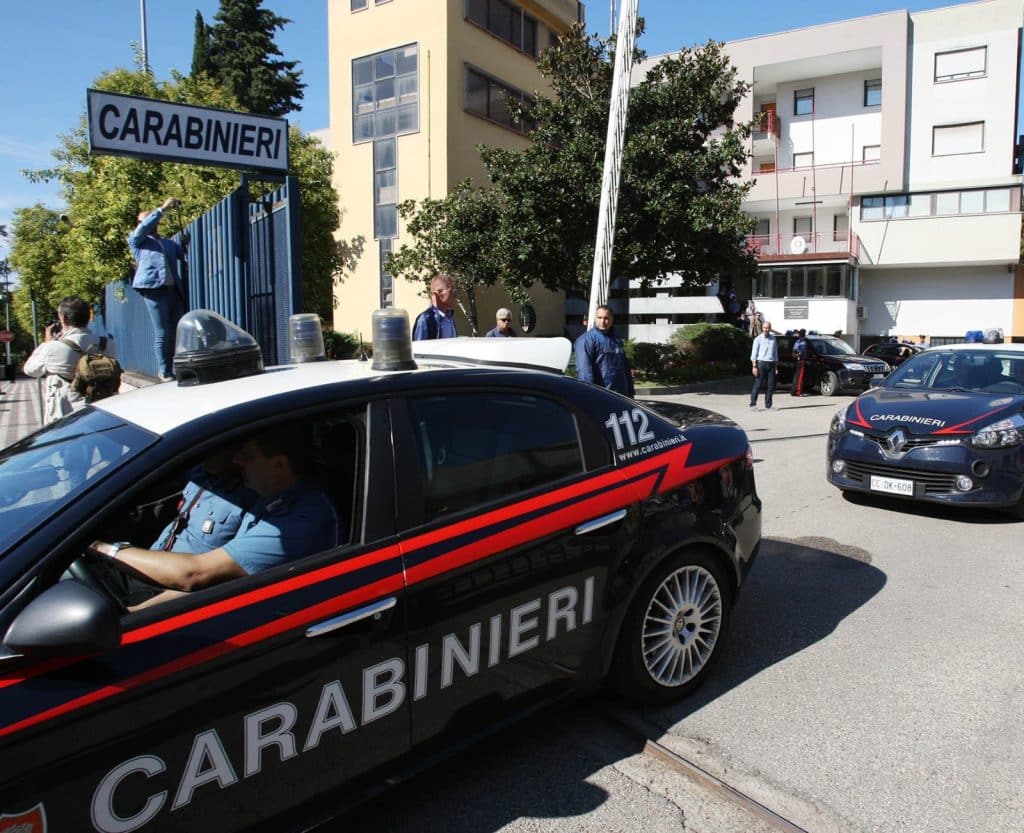 furto pontecagnano faiano roxy bar 12 giugno