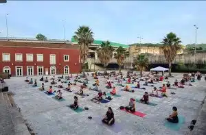 salerno giornata mondiale yoga