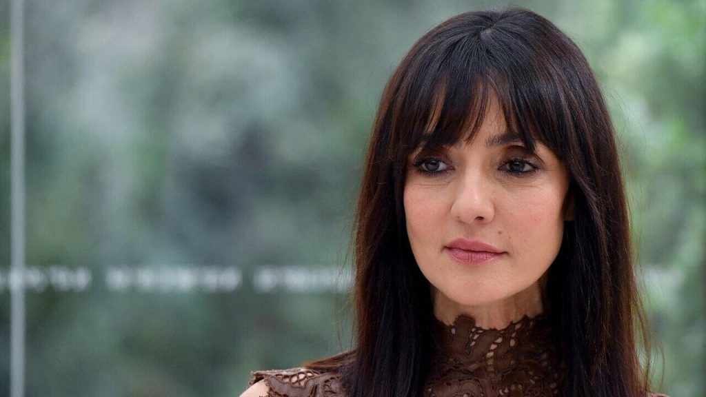 premio fabula 2025 ospite ambra angiolini