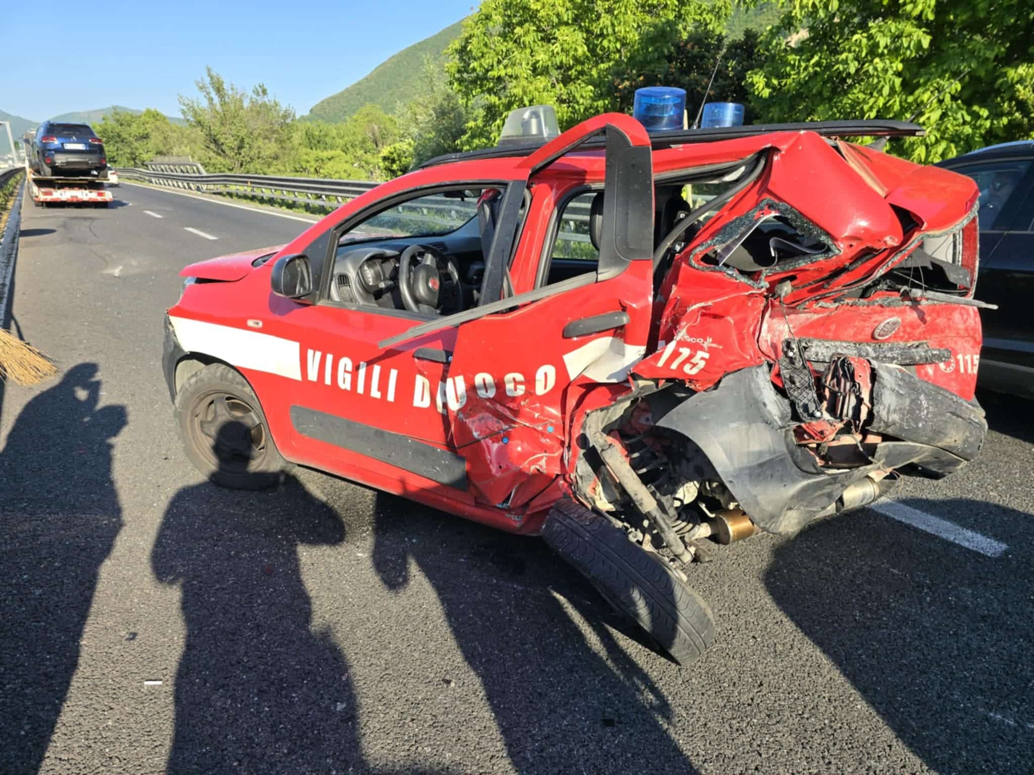 incidente a3 sicignano donna salvata vigile fuoco