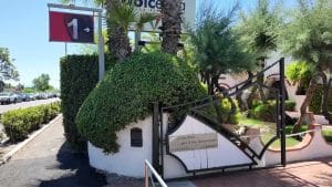 spari discoteca pontecagnano faiano ferito buttafuori fermato aggressore