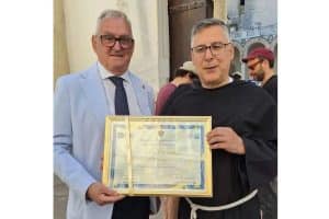 padre enzo fortunato cittadino adozione duomo salerno