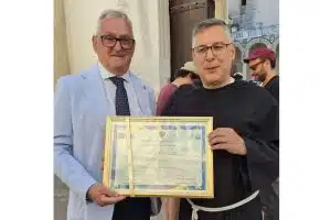 padre enzo fortunato cittadino adozione duomo salerno