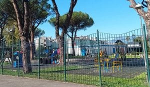 salerno vandali parco giochi arbostella