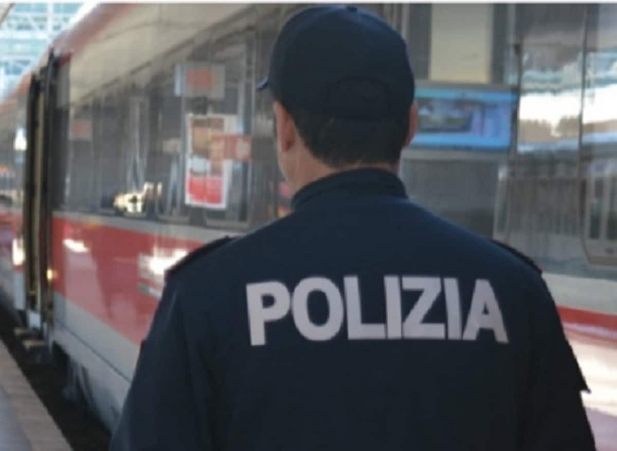 doppio arresto salerno stazione