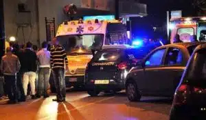 Pontecagnano, paura nella notte: buttafuori di una discoteca ferito con colpi d'arma da fuoco