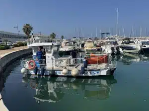 inquinamento marino golfo salerno rifiuti oli spazzamare