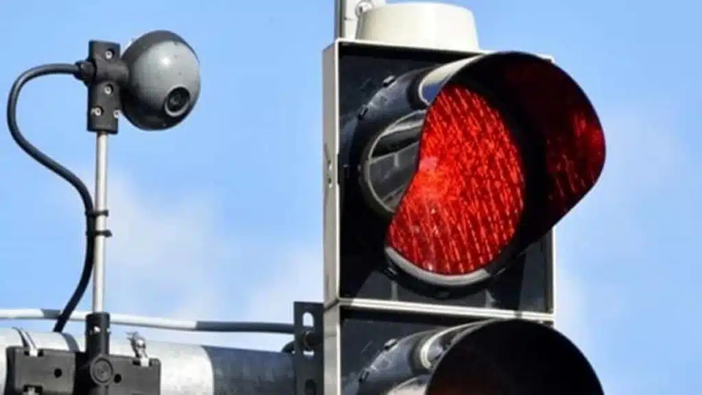 salerno semaforo intelligente appello carmine basso