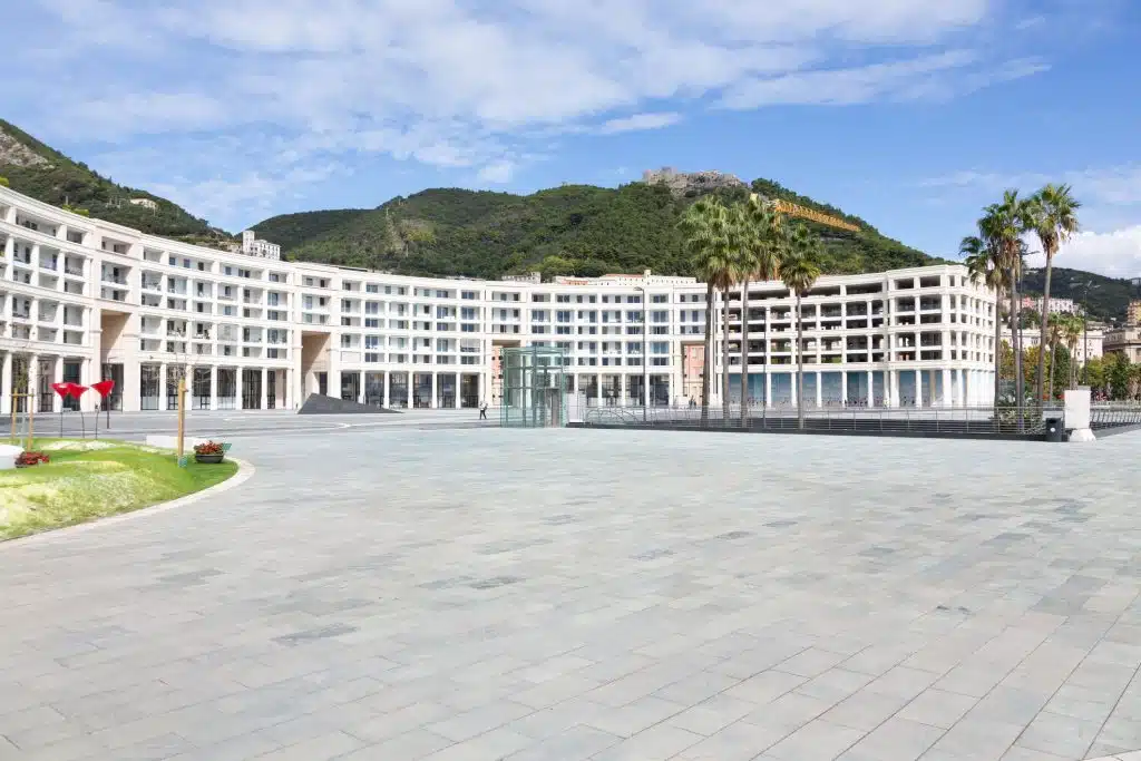 salerno riattivati faretti allestimenti floreali