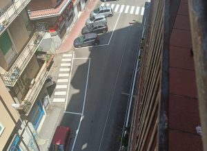 Segnaletica stradale, polemiche su via Nicolodi: il consigliere Avella (Psi) denuncia “interventi dannosi e incomprensibili”