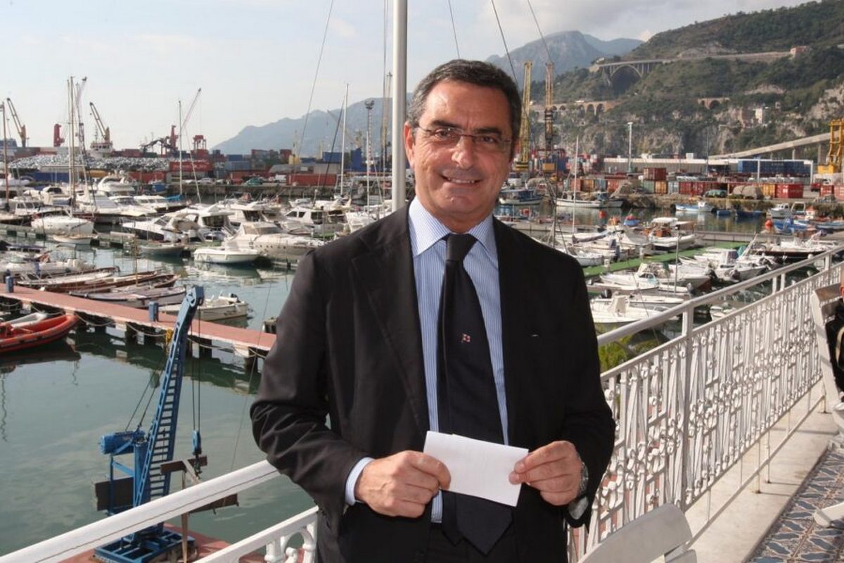 porto napoli unità cluster commissario annunziata