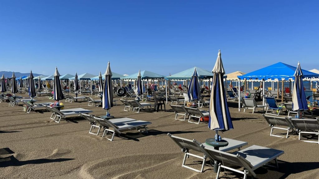 battipaglia bagnante pattino salvato bagnino