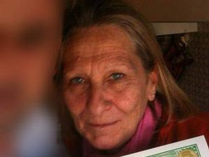 Addio a Elvira Cavalli, voce libera e coraggiosa di Salerno