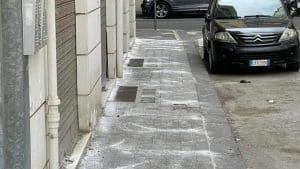 salerno veleno marciapiedi torrione