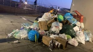 Salerno rifiuti abbandonati