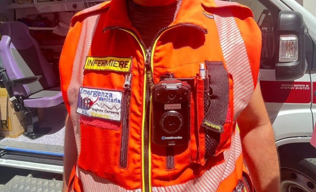 Salerno, 500 BodyCam contro le aggressioni al personale sanitario: il progetto dell'ASL approda su Mediaset