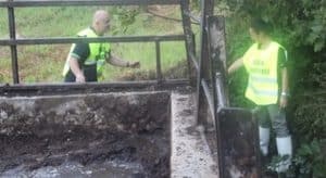 smaltimento illecito rifiuti capaccio paestum sequestro