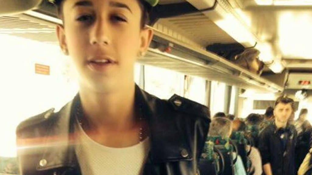 Andrea Cavallari esce dal carcere per laurearsi ma scappa con la fidanzata. Era stato condannato per la strage di Corinaldo