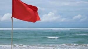 ascea bandiera rossa turista fermato municipale