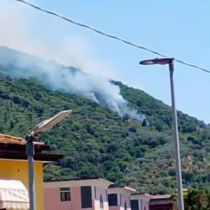 salerno incendio oggi 1 luglio
